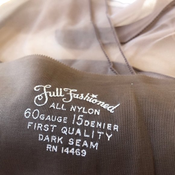 Alba Nylon Stockings Dark SEAM Sheer Leg Garter Hosiery New in Open Box 9 1/2/32 - Picture 5 of 12